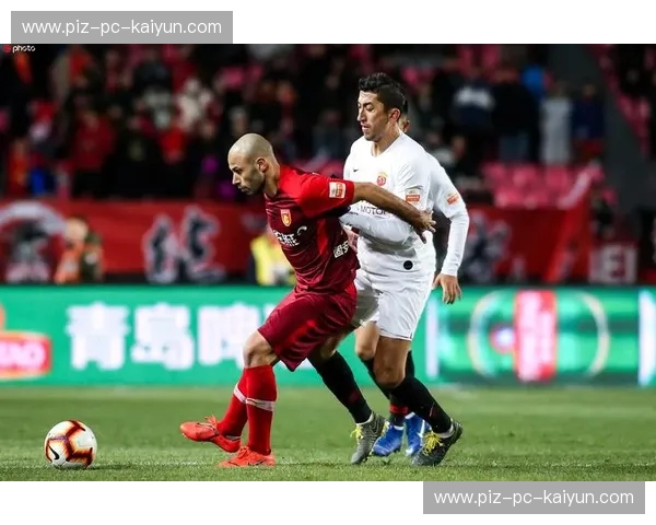 绿茵江湖的烈火与柔情：上海上港与北京人和的宿命交锋